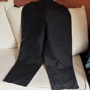 Anne Carson Sleek Black Woman's Pants